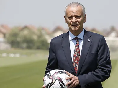 No se guardó nada: Javier Castrilli destrozó el arbitraje nacional y disparó contra Pablo Milad