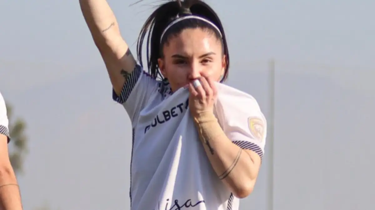 Javiera Grez extendió su contrato con Colo-Colo por todo el 2025.
