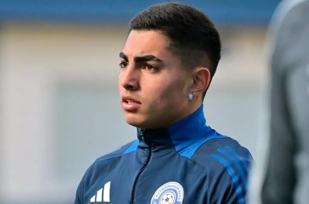 Presidente de Orenburg aclaró la real situación actual de Jordhy Thompson.