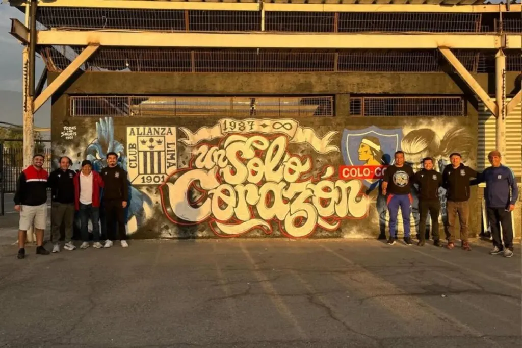 Mural Alianza Lima y Colo-Colo.