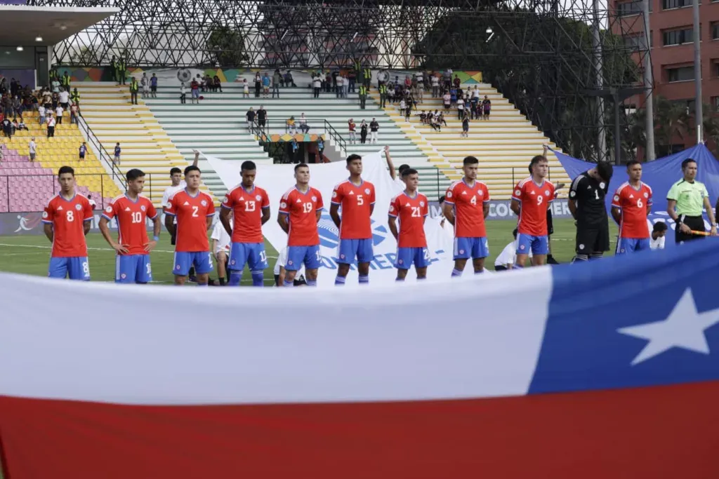 Selección Chilena Sub-23 durante el partido frente a Perú.