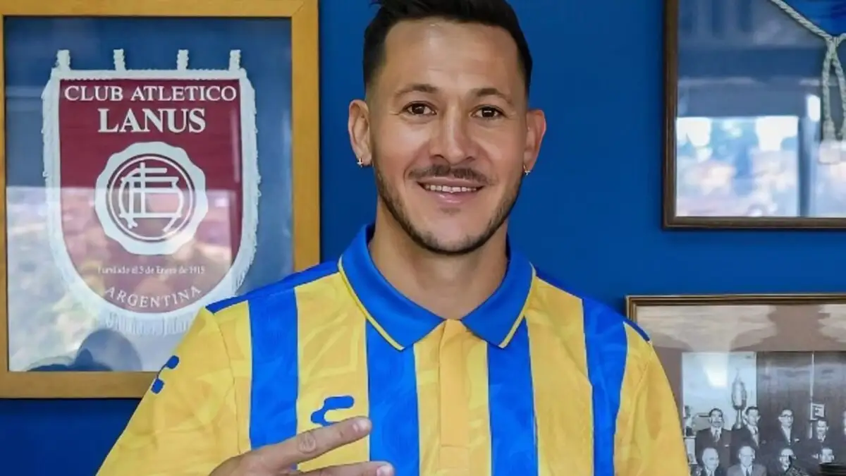 Ramiro González.
