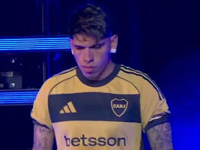 «De lo más flojo»: Carlos Palacios fue reprobado por la prensa argentina tras derrota de Boca Juniors