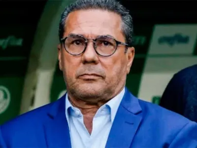 «De fracaso en fracaso»: La potente advertencia que recibió Colo-Colo sobre Vanderlei Luxemburgo