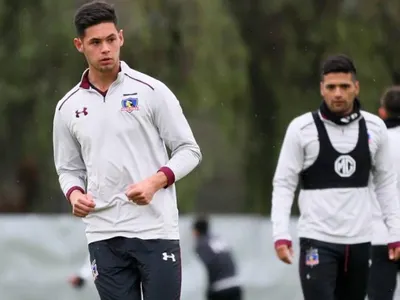 Canterano colombiano-chileno deja Colo-Colo y parte a histórico club del sur