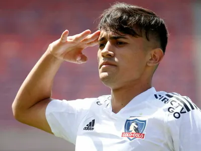 Van por otro Pablo Solari: Las gestiones que realizará Colo-Colo en Argentina con miras al futuro del club