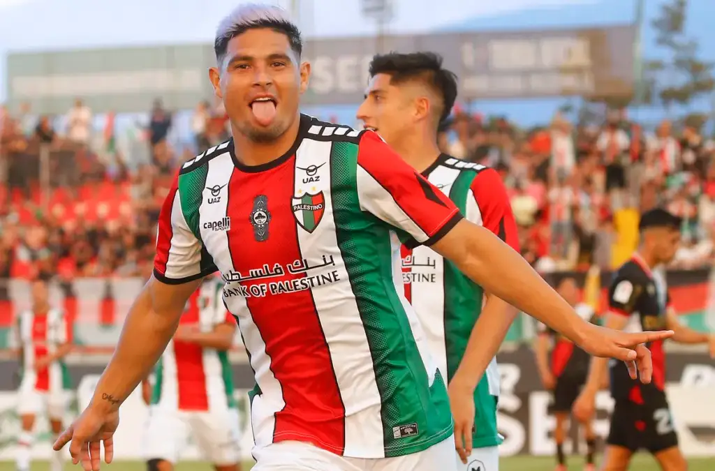 Maximiliano Salas tuvo un destacado rendimiento con Palestino en 2023.
