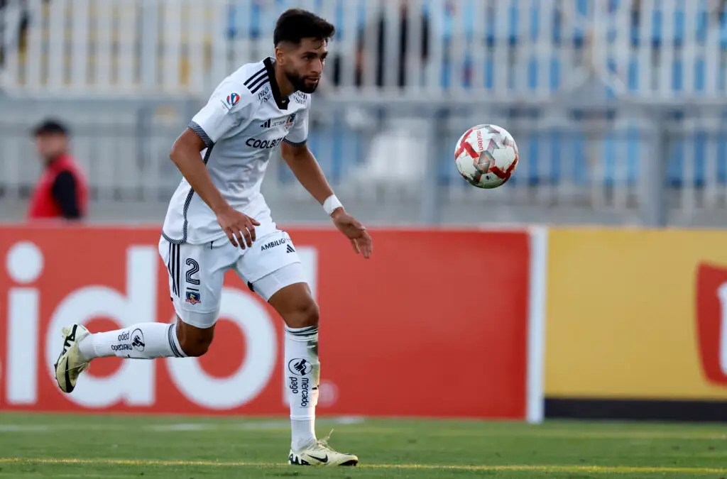 Jeyson Rojas continúa sin encontrar un puesto en Colo-Colo.