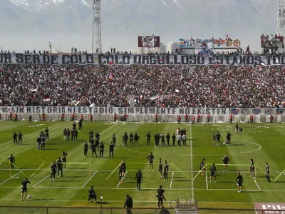 Malas noticias: Colo-Colo podría sufrir una fuerte sanción debido al Arengazo