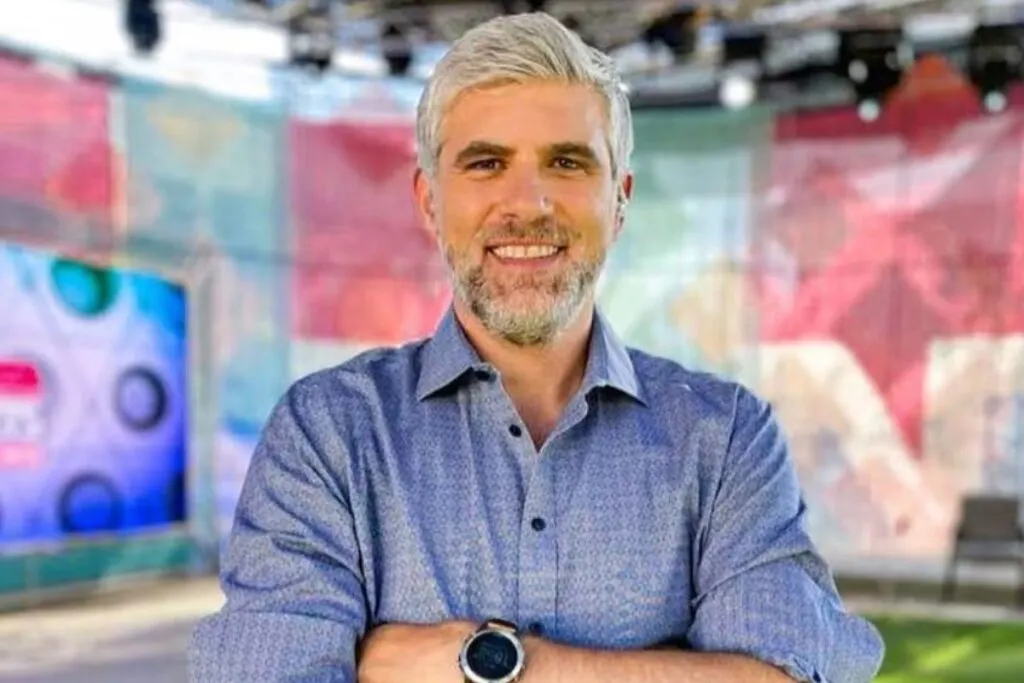 Manuel De Tezanos en el estudio de TNT Sports.