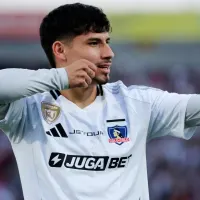 ¿Renovará? Revelan que Colo-Colo definió el futuro de Alexander Oroz ante el fin de su contrato