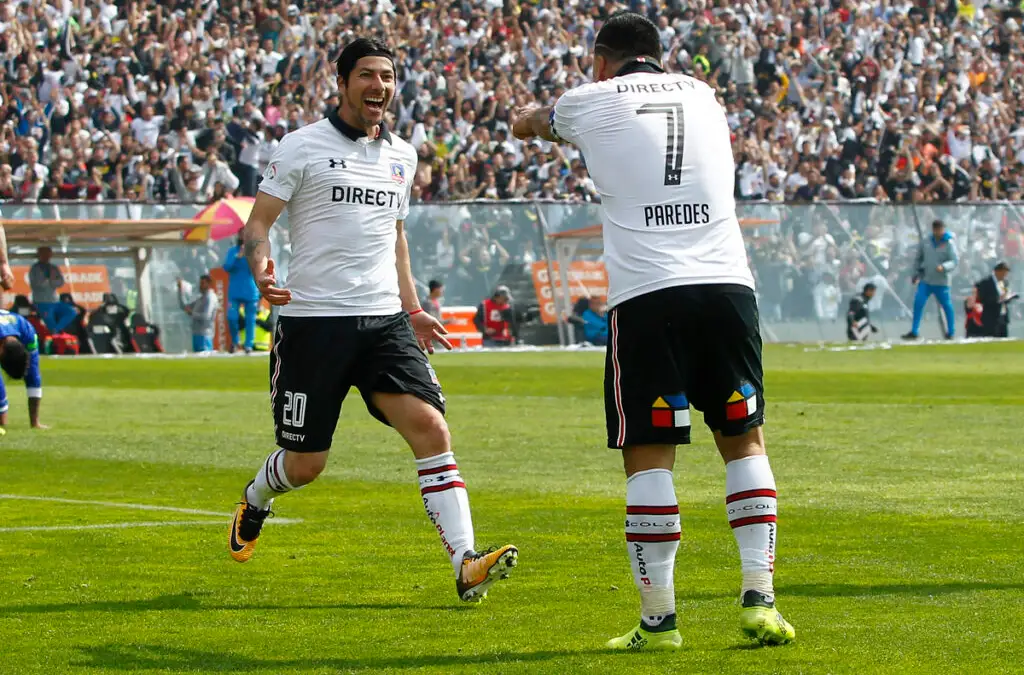 Iván Morales aseguró que le gustaría volver a Colo-Colo en su mejor momento, como lo hicieron Paredes y Valdés.