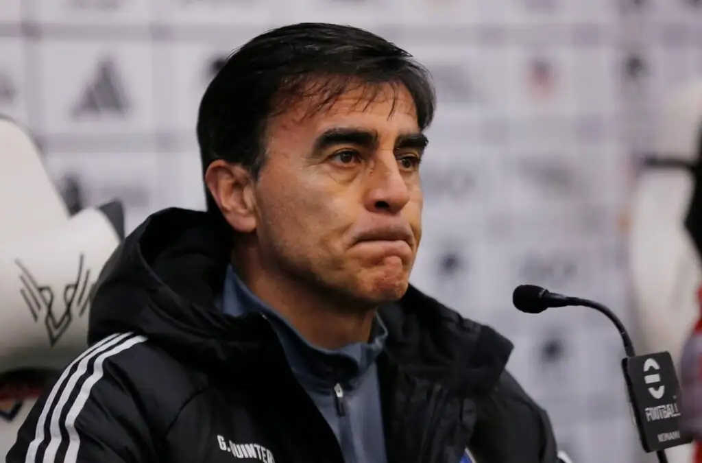 ‘Mortero’ Aravena cerró las puertas de la Selección Chilena a Gustavo Quinteros.
