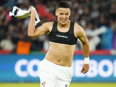 Figura total: Delantero que buscó fichar Colo-Colo ahora brilla en Ecuador como goleador