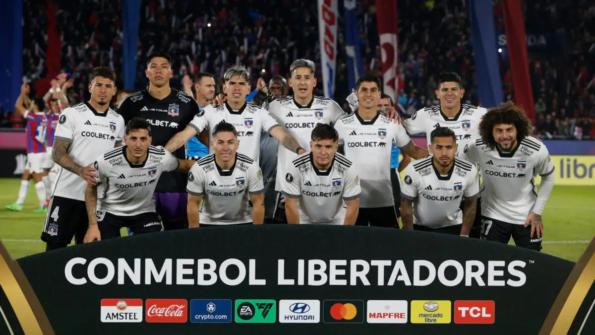 Formación de Colo-Colo vs Cerro Porteño en la Copa Libertadores 2024.