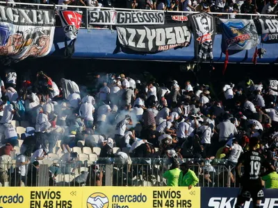 Incidentes en la Supercopa 2022 entre hinchas de Colo-Colo y la UC trajo fuerte sanción a la ANFP