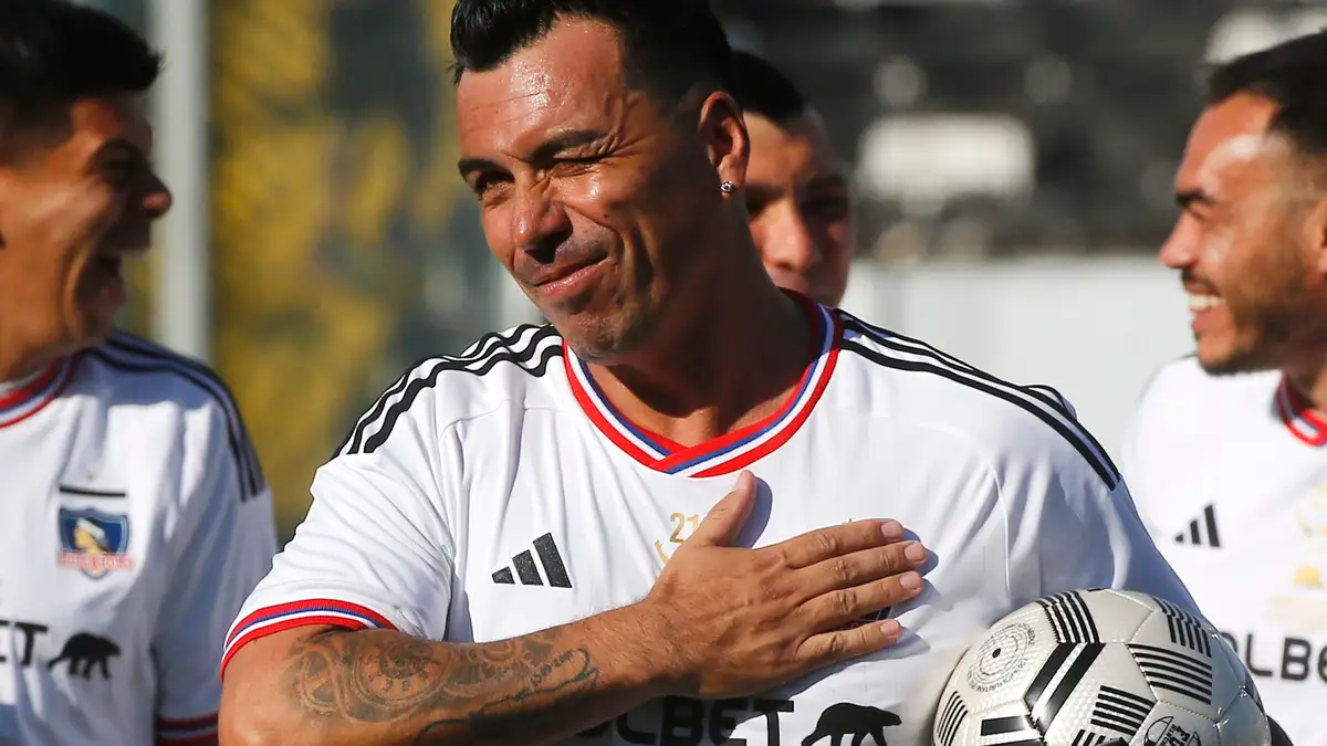 Esteban Paredes criticó el alza de los abonos para 2025.