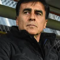 «Fue una situación horrible»: Gustavo Quinteros habló del jugador que lloró el día que supo que lucharía por no descender con Colo-Colo