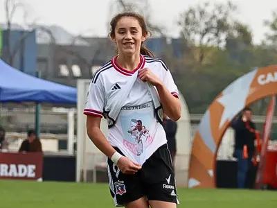 [VIDEO] El golazo de Catalina Muñoz que le dio un nuevo título a Colo-Colo Femenino