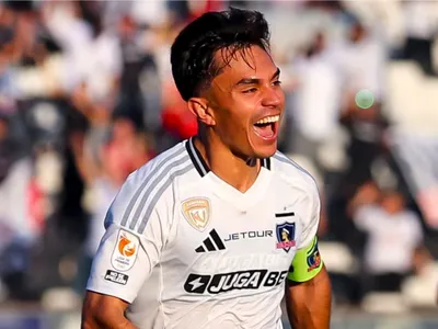 «El más talentoso»: Vicente Pizarro elogia a canterano de Colo-Colo y lo elige como su referente