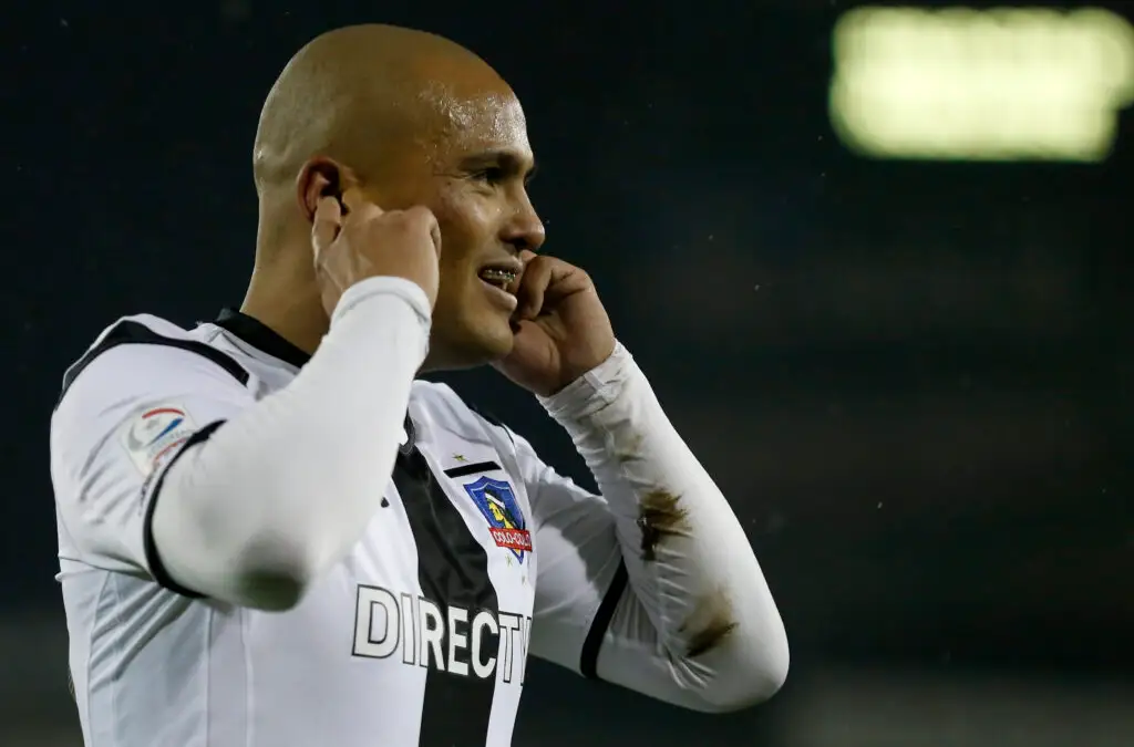 Humberto Suazo detalló su salida de Colo-Colo.