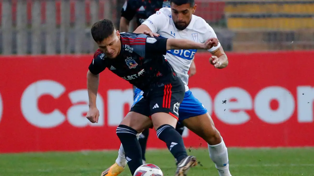 Futbol, Universidad Catolica vs Colo Colo. Final regional ida, Copa Chile 2023. El jugador de Colo Colo Leonardo Gil es fotografiado durante el partido de Copa Chile contra Universidad Catolica disputado en el estadio Santa Laura en Santiago, Chile. 16/08/2023 Marcelo Hernandez/Photosport Football, Universidad Catolica vs Colo Colo. Regional Final, 2023 Copa Chile. Colo Colo’s player Leonardo Gil is pictured during the Copa Chile match against Universidad Catolica at the Santa Laura stadium in Santiago, Chile. 16/08/2023 Marcelo Hernandez/Photosport