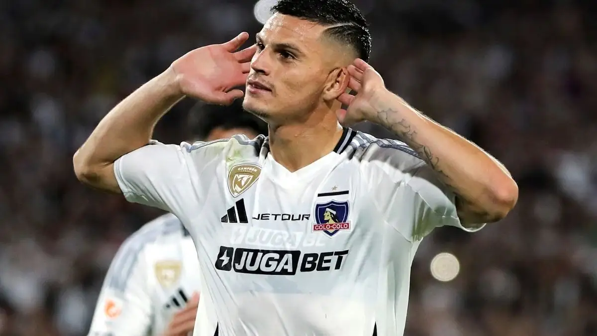 Todo indica que el jugador albo partirá después de los partidos pendientes.