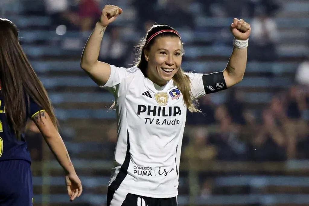 Yanara Aedo celebra el triunfo vs Universidad de Concepción