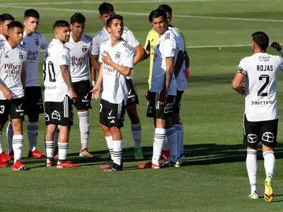 ¡El mayor de los éxitos! Canterano de Colo-Colo es presentando con bombos y platillos en equipo de la Primera B