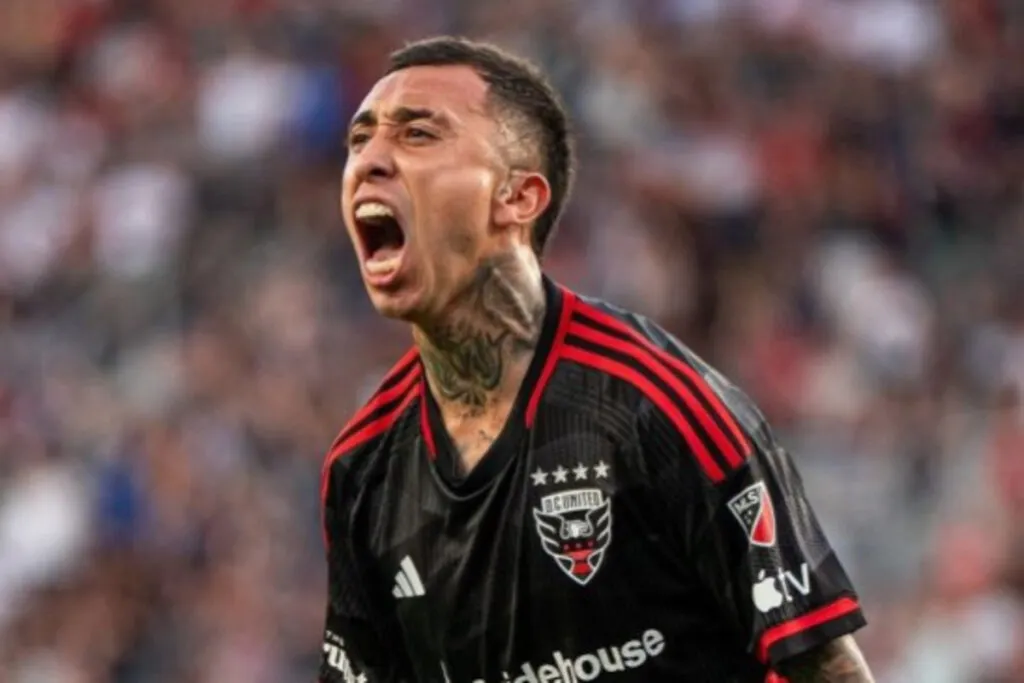 El ex jugador de Colo-Colo, Martín Rodriguez celebra su gol en el DC United
