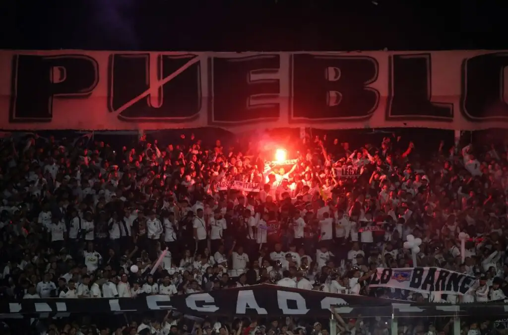 Edmundo Valladares criticó a Estadio Seguro por el fallecimiento de hinchas en el Estadio Monumental.