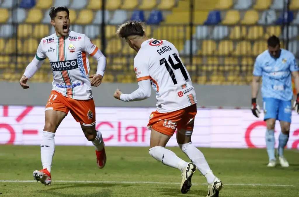 Cobresal igualó en su visita a Everton.