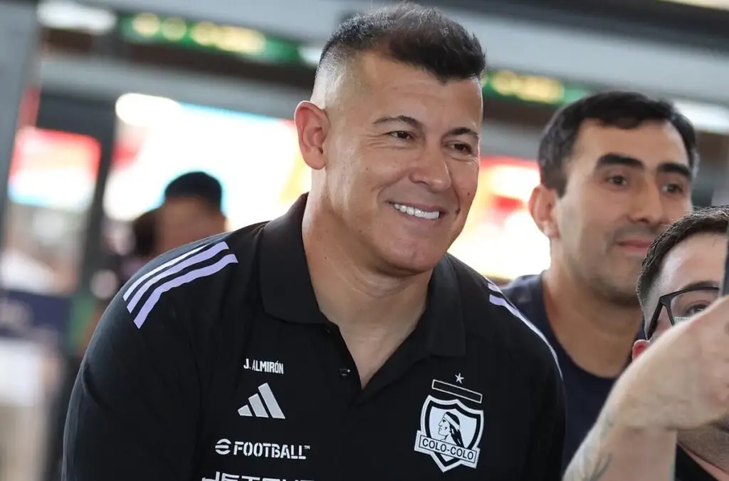 Jorge Almirón determinó la salida de 10 jugadores en condición de préstamo.