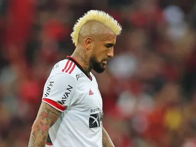 No deja de lado su pasión: El arrebato de Arturo Vidal en medio del luto por la muerte de su padre
