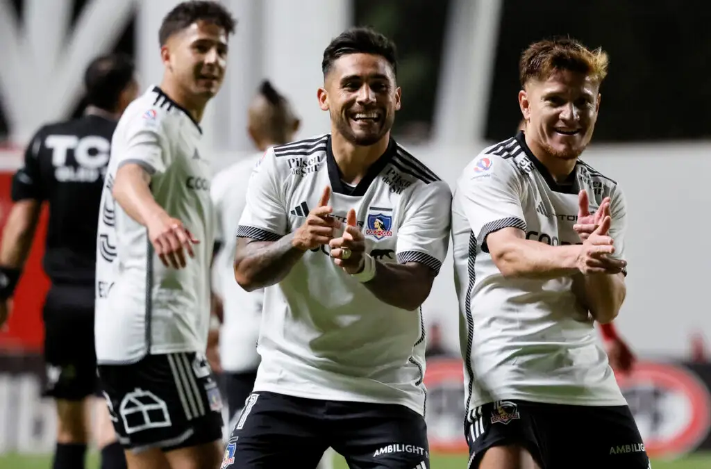 Colo-Colo enfrentará a Palestino este domingo.
