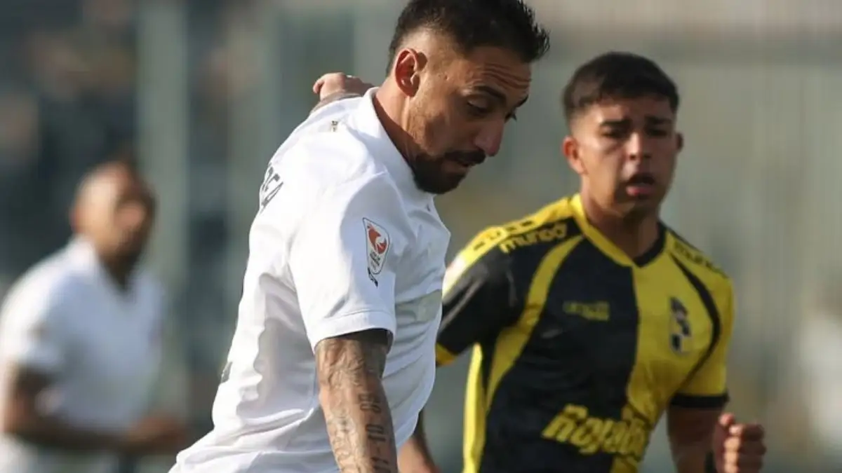 Javier Correa.