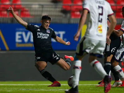 Desde Argentina avisan que Pablo Solari no seguirá en Colo-Colo