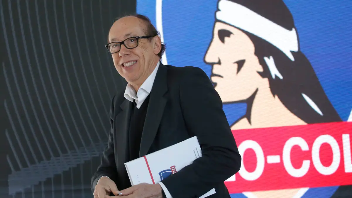 Bloque Vial votó por la continuidad de Jorge Almirón como entrenador de Colo-Colo.