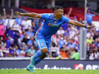 El increíble cambio físico de Iván Morales para ganarse la titularidad en Cruz Azul