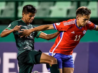 [VIDEO] A lo crack: El tremendo lujo de Joan Cruz ante Bolivia que sacó aplausos en el Sudamericano