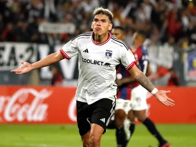 En Colo Colo festejan: Carlos Palacios destaca en importante ránking de rendimiento en Latinoamérica