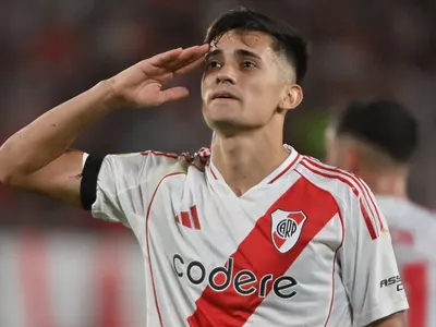 Atención, Colo-Colo: En Argentina confirman la venta de Pablo Solari al fútbol europeo