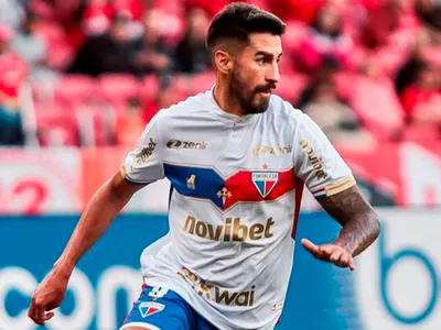 Sigue la pelea en tribunales: Colo-Colo recurrió al TAS exigiendo una millonaria cifra a Fortaleza por Juan Martín Lucero