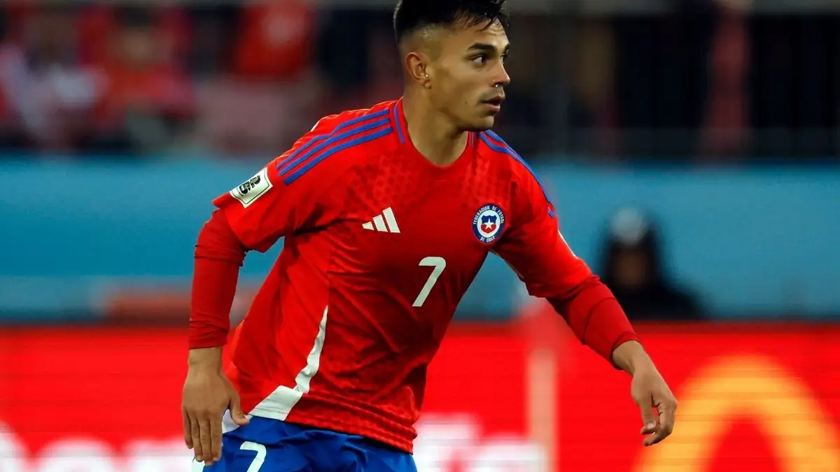 Vicente Pizarro salió lesionado frente a Bolivia.