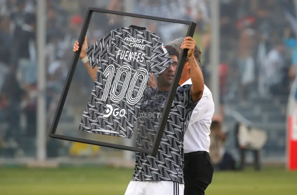 César Fuentes alcanzó los 100 partidos con la camiseta de Colo-Colo.
