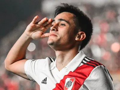 Sonríe Colo-Colo: Destapan la millonaria oferta que está por caer para llevar a Pablo Solari a la Premier League