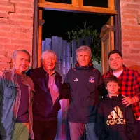 [FOTOS] El hermoso homenaje que se le hizo a los primeros jugadores de Colo Colo en la inauguración de la fachada de «El Quitapenas»