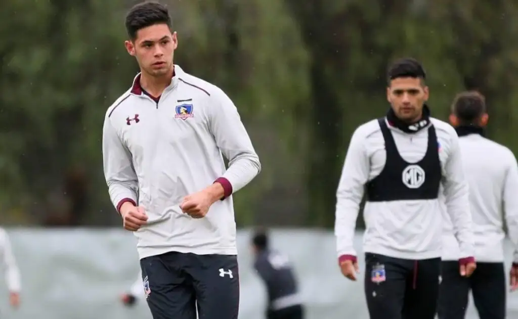 Juan Sebastián Ibarra dejó de ser jugador de Colo-Colo.