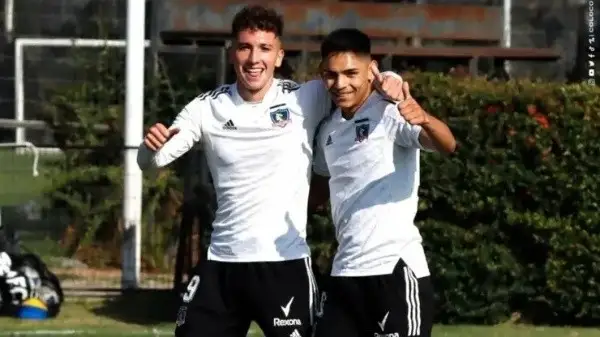 Joan Cruz aún no es presentado en el Real Oviedo de España
