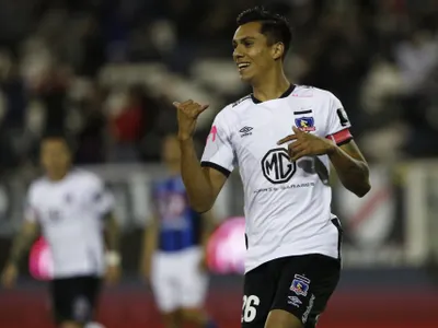 Carlo Villanueva y César Fuentes representarán a Colo Colo en E- sports de PES2020